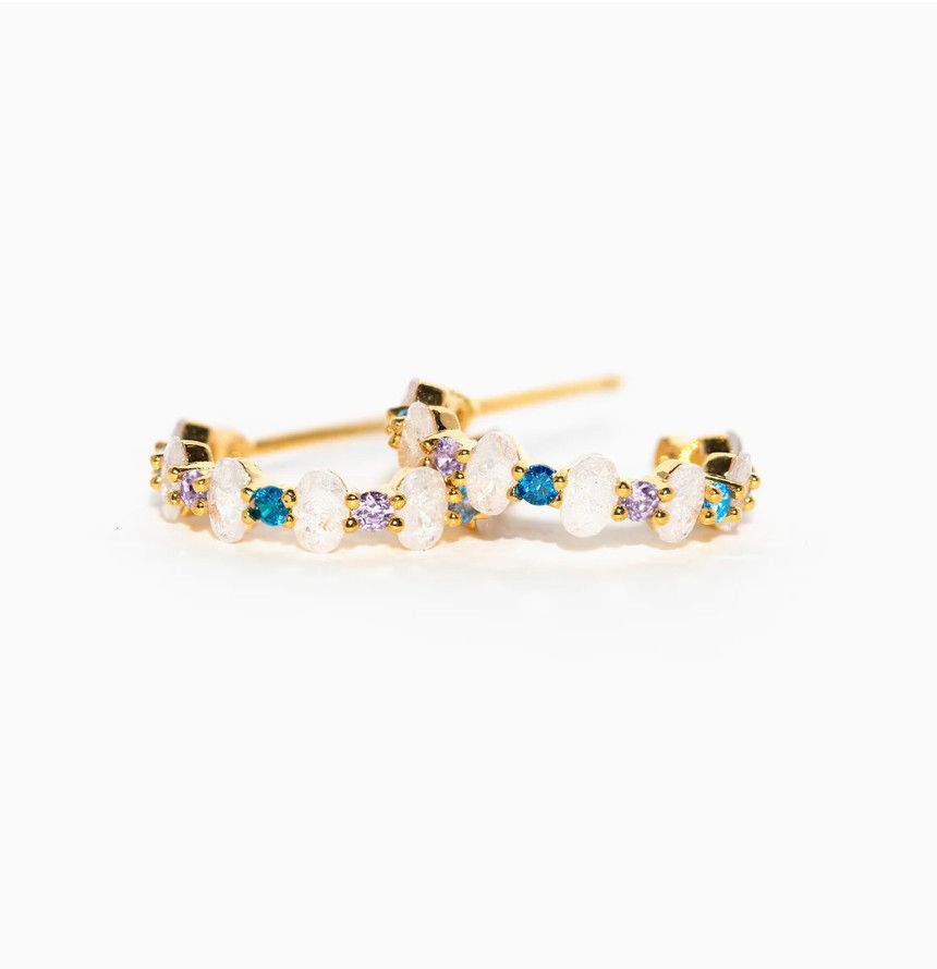 Demi Hoops