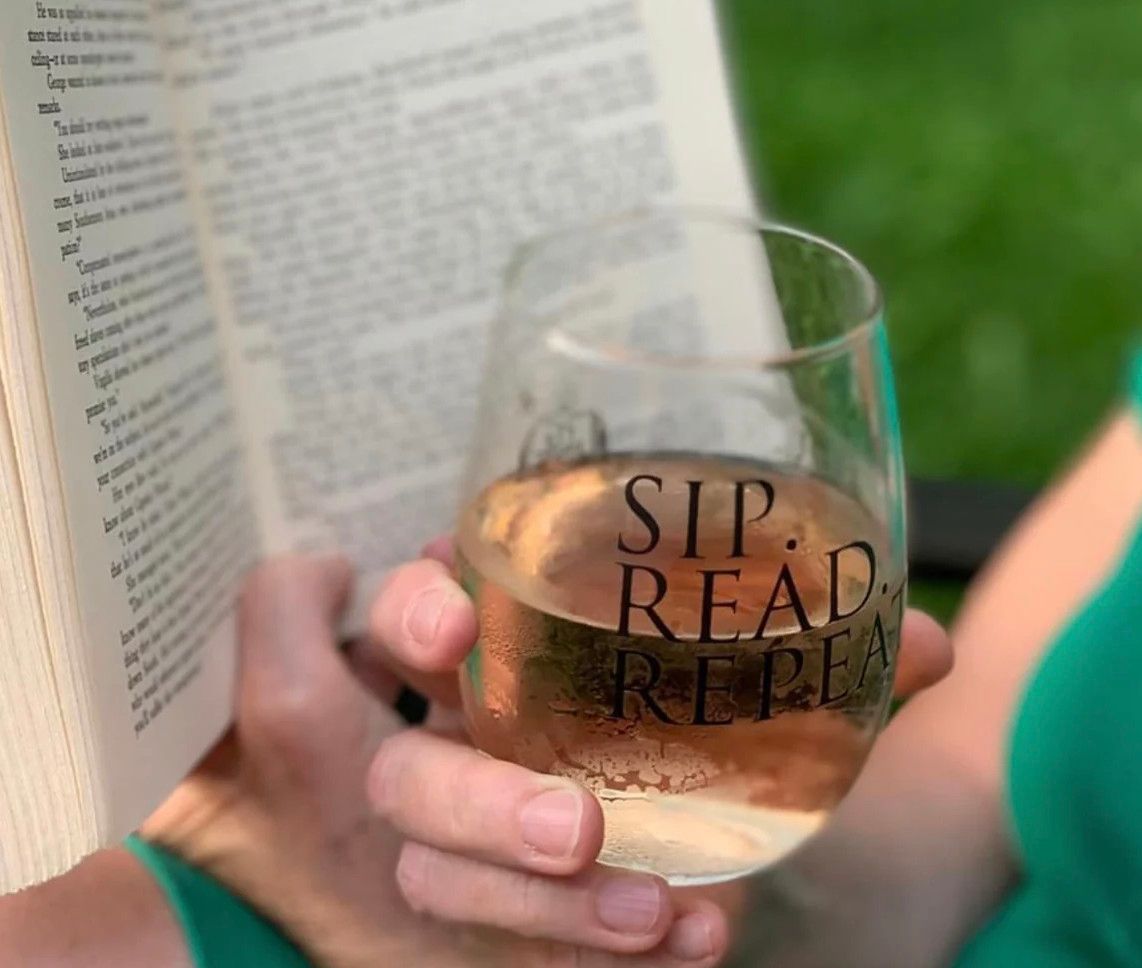 Sip Read Repeat Stemless Wine Glass