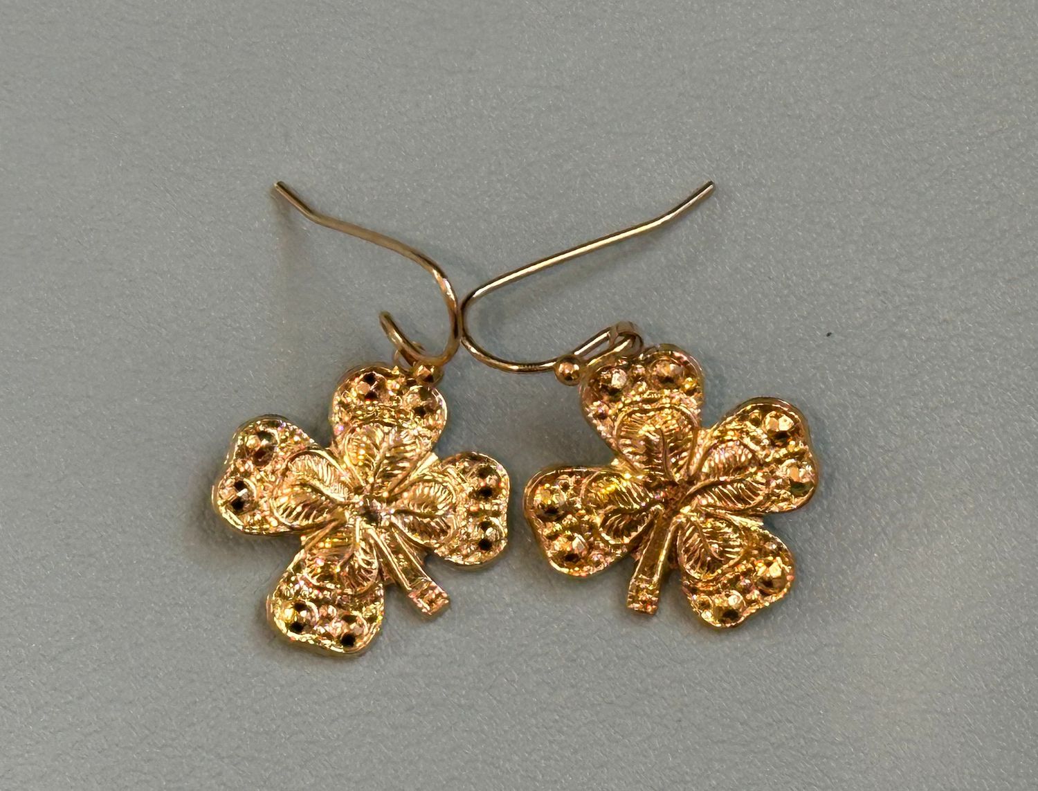 PAMPILLE BIG CLOVER EARRINGS