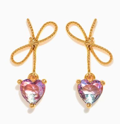 Heartstrings Dangle Gold Earrings