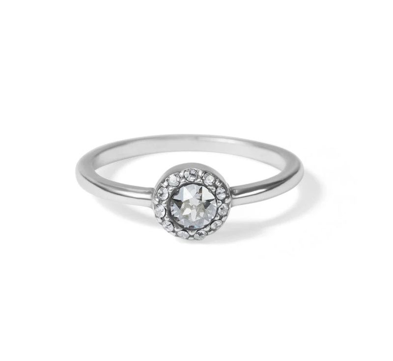 lluminia Solitaire Ring