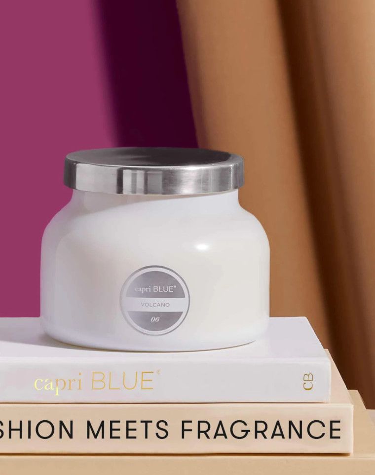 Capri Blue Volcano White Signature Candle