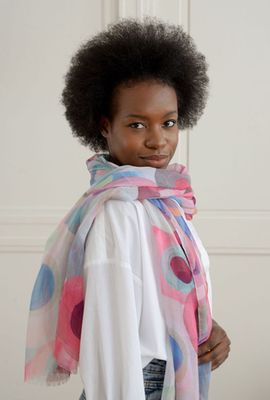 Pink Modern Overlapping Circle Scarf