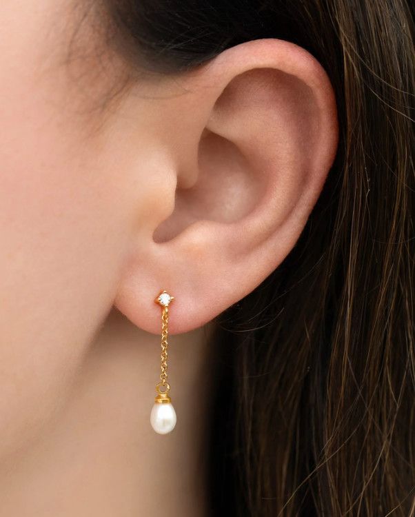 Falling for You Pearl Drop Earrings