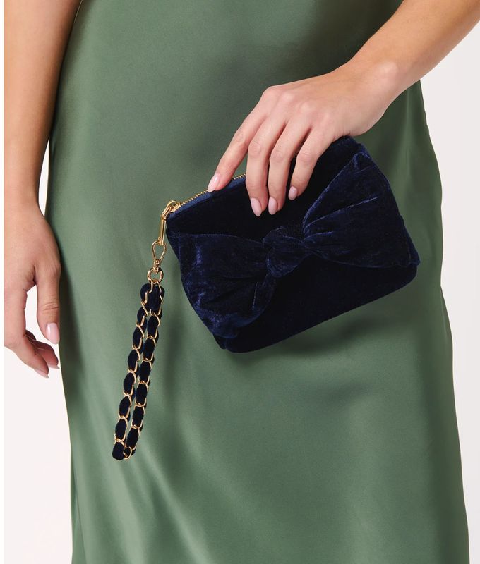 Bea Bow Wristlet