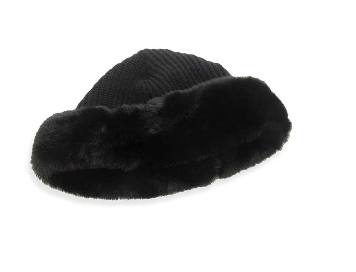 Black Faux Fur Trim Beanie