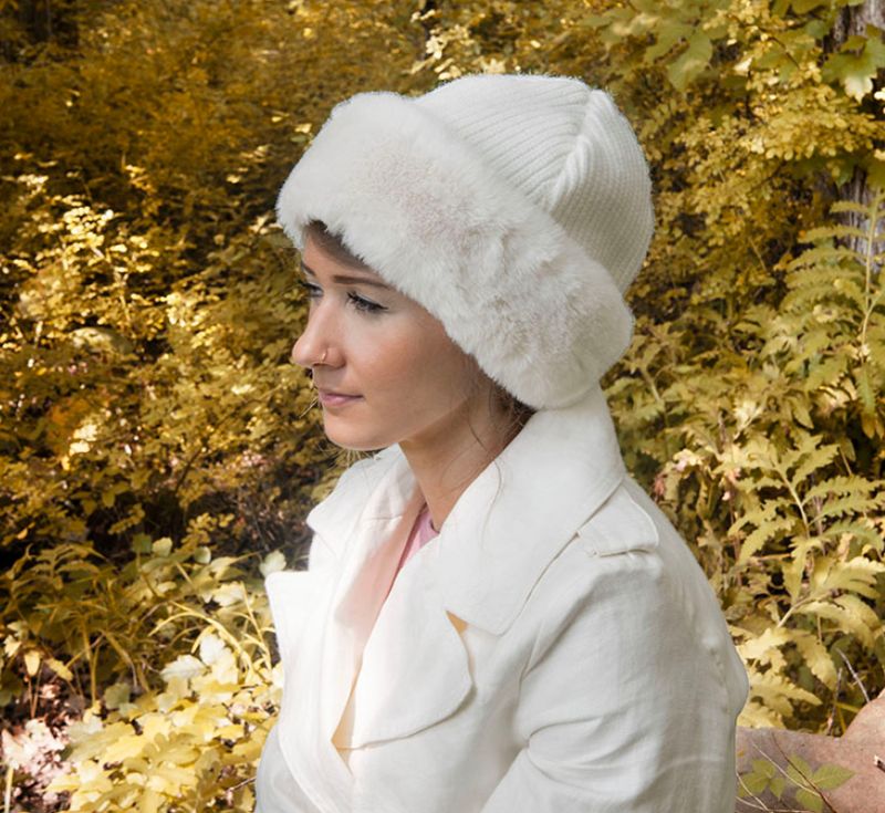 White  Faux Fur Trim Beanie