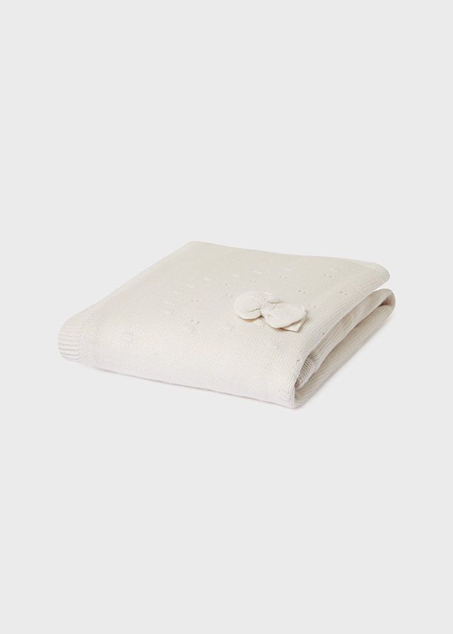 Fur Baby shawl, Color: Crudo Tan