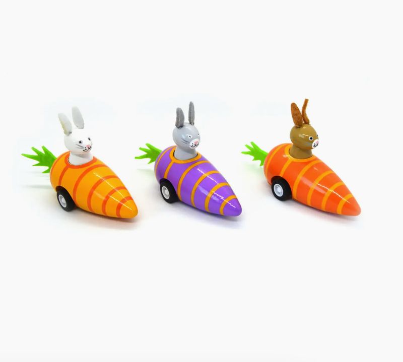 Pull Back Grey Bunny in Purple Carrot.