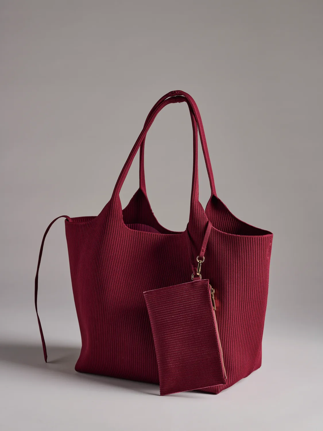 Robbie Tote Wine