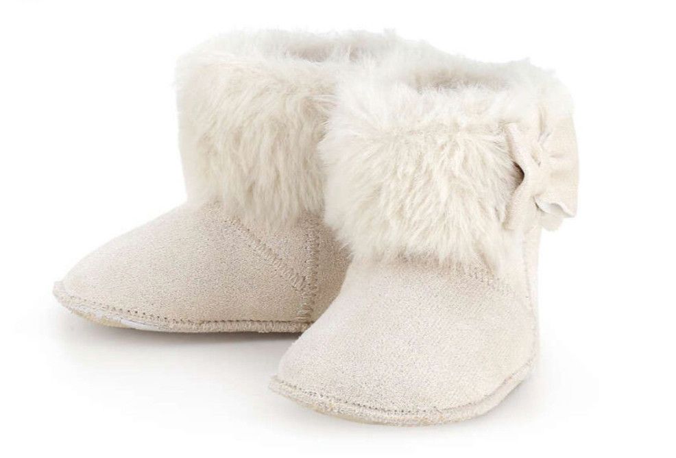 Avena Oat Fur Boots, Size: 17