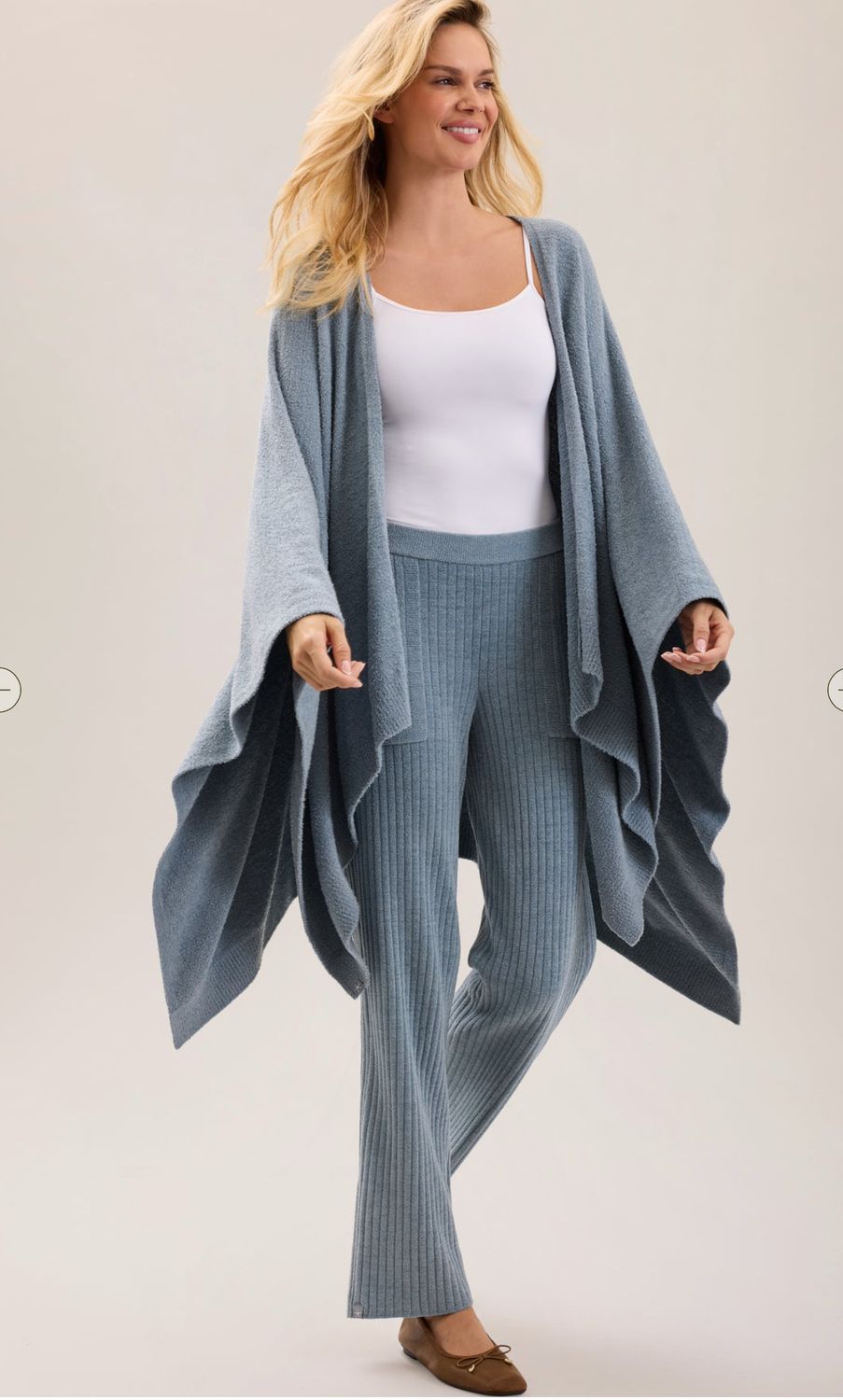 Blue Aura CozyChic Lite® Weekend Wrap