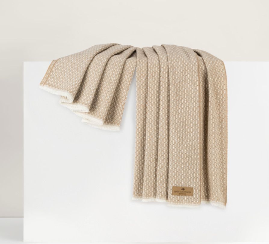 Dune Hudson Valley Throw