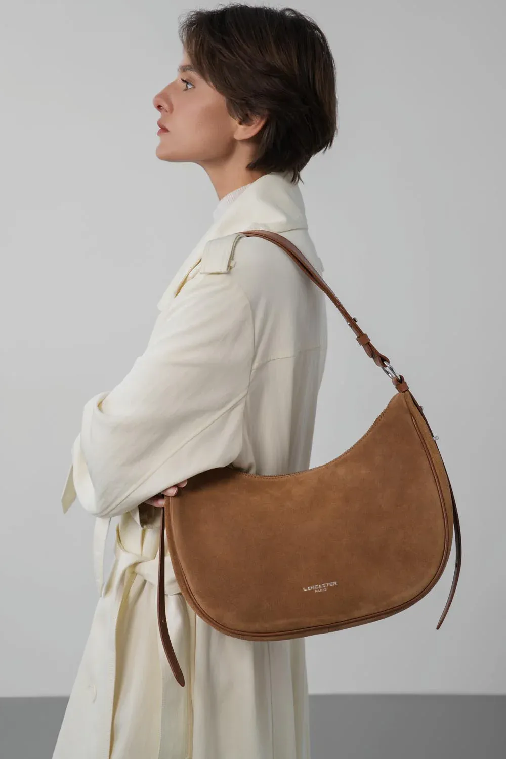 Grand sac besace Cuir Suède Camel LANCASTER