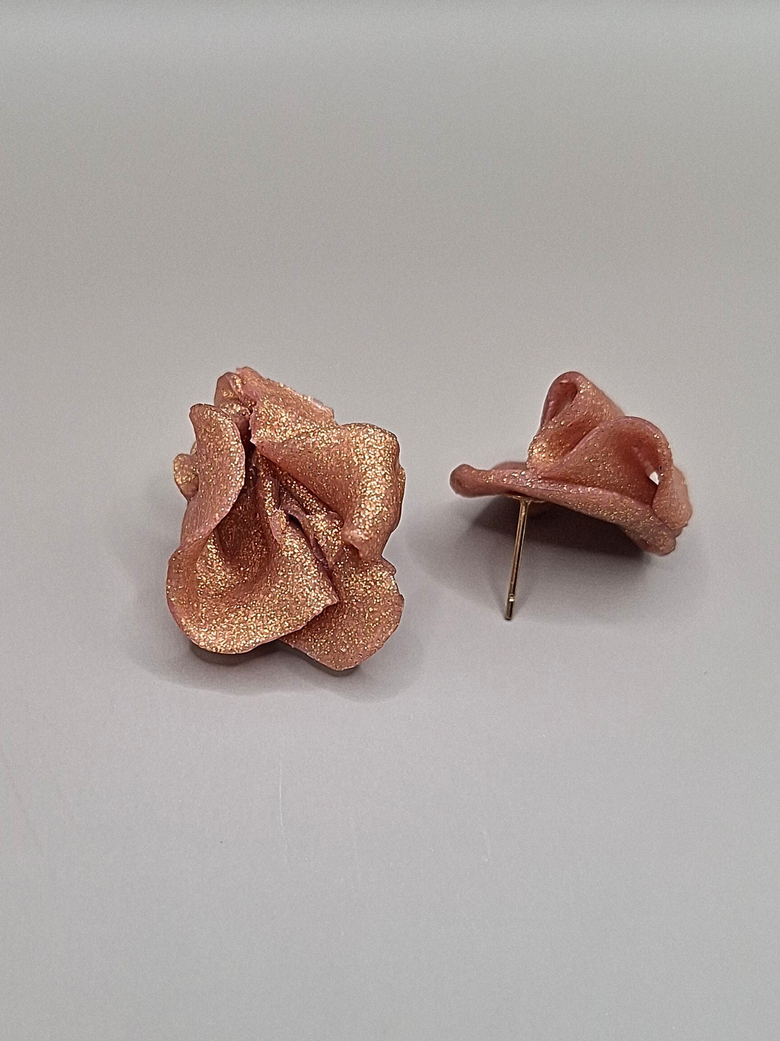 Dainty Twins