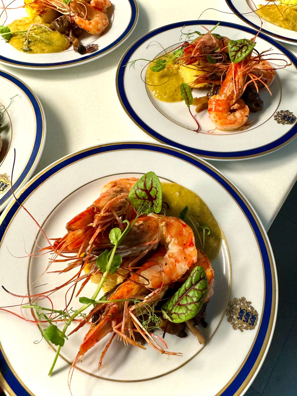 PRIVATE CHEF SERVICE (9-15 Pax)