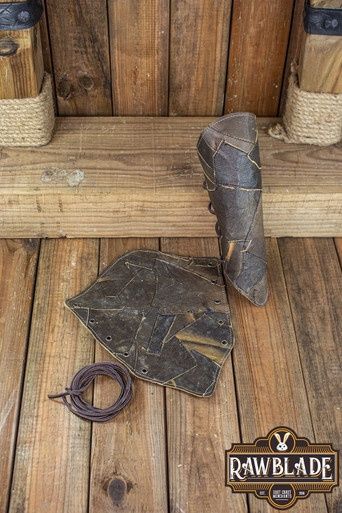 Hunter Bracers - Bruin