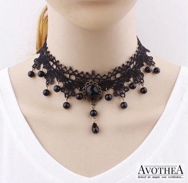 Victoriaanse Zwarte Kant Choker met Parels en Kunststof Steen