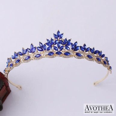 Tiara Letizia - Blauw