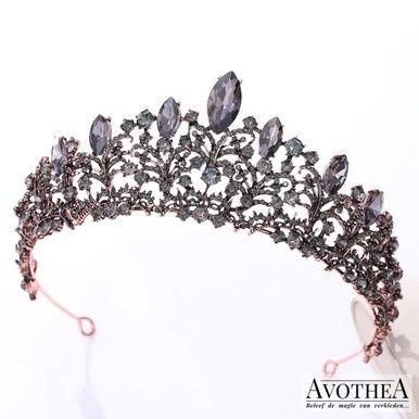 Tiara Mary - Zwart