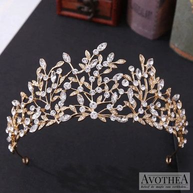Tiara Leafya - Goud