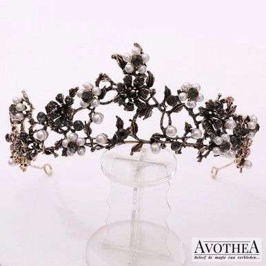 Tiara Rosalind - Zwart