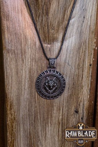 Wulfen Pak Hanger