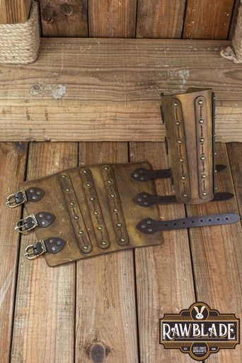 Hirdman Bracers - Verweerd