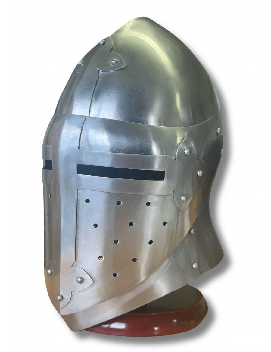Gekruiste Helm van de heilige veldslagen