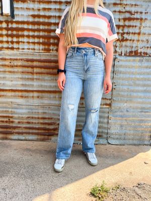 High Rise 90&#39;s Straight Leg Jeans