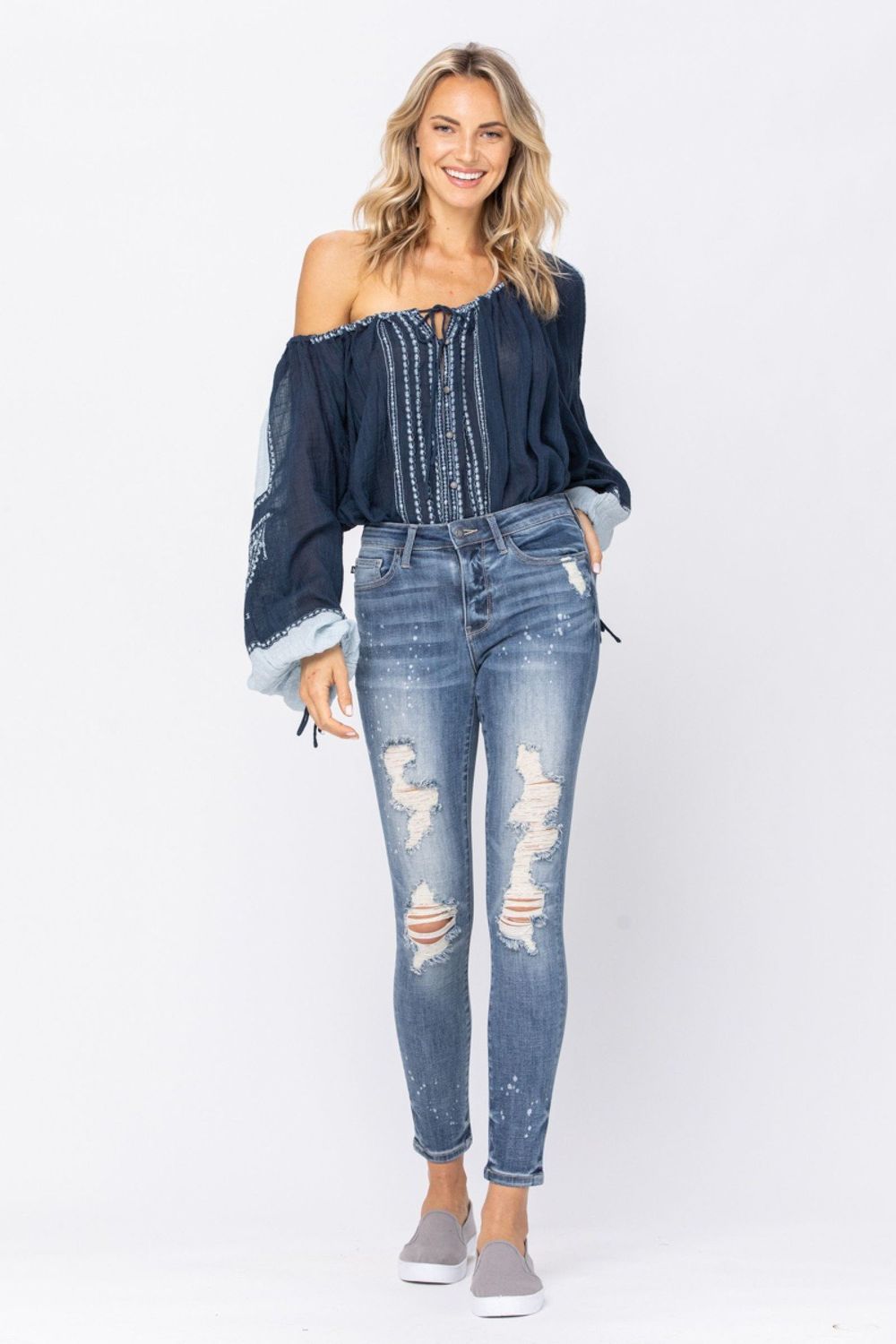 Mid Rise Skinny Bleach Splatter Destroyed Jeans