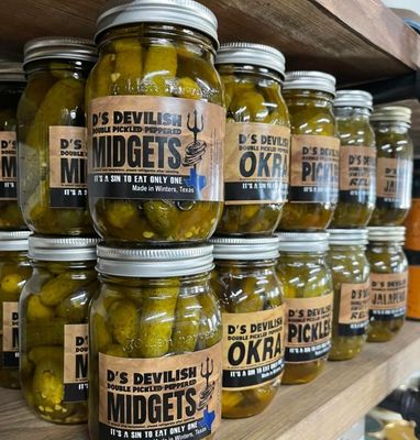 D&#39;s Devilish Pickled Peppered Midgets