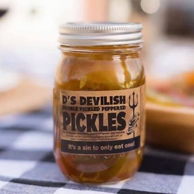 D&#39;s Devilish Double Pickled Peppered Pickles