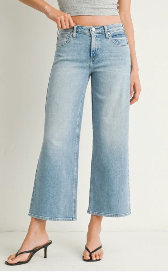 Mid rise slim wide leg