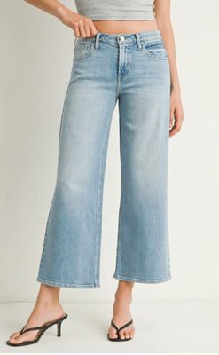 Mid rise slim wide leg
