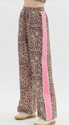 Leopard print high waisted wide leg pants