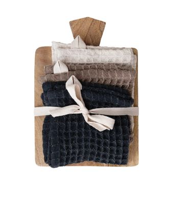 (3) Waffle Weave Dish Cloths w/ Cheese/Serving Board