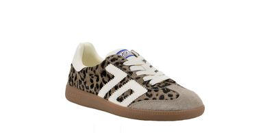 Cloud P Sneaker