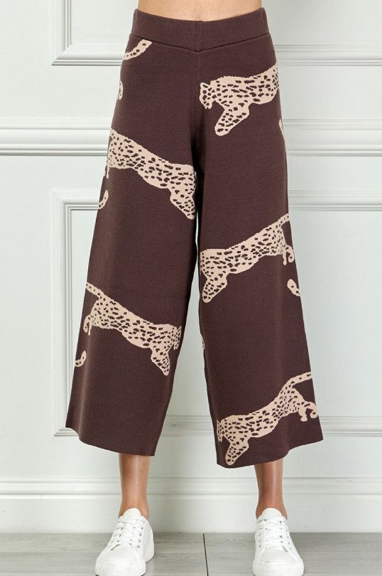 Wide-leg knit pants with bold leopard pattern, Color: chocolate, Size: S