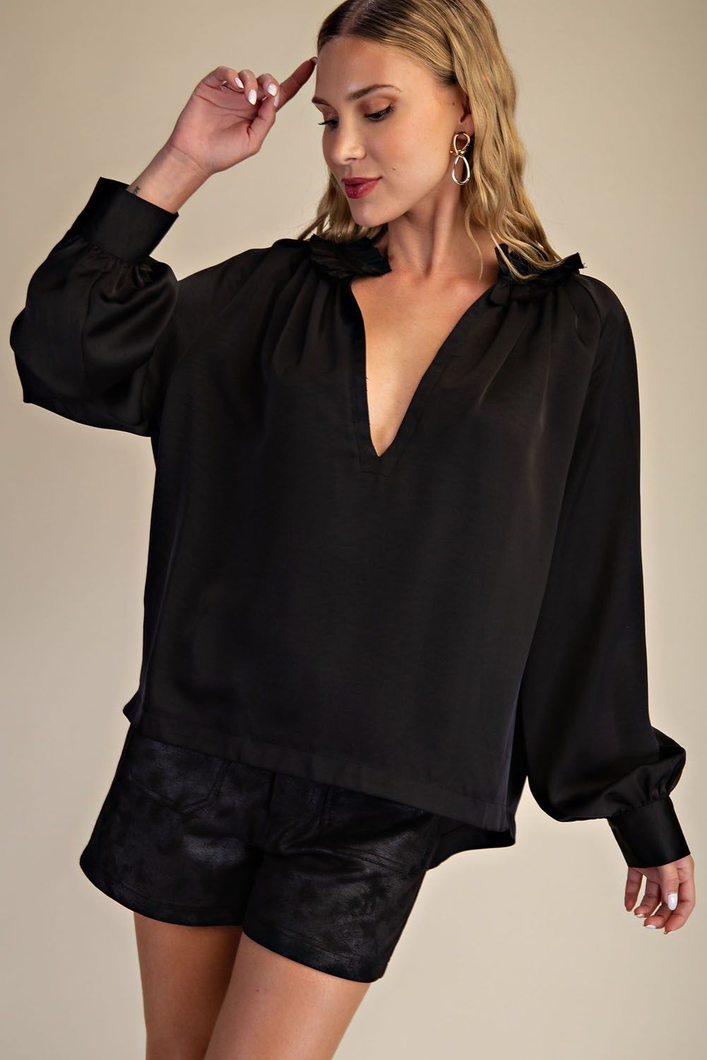Frayed Round Neckline Shirt, Color: black, Size: S