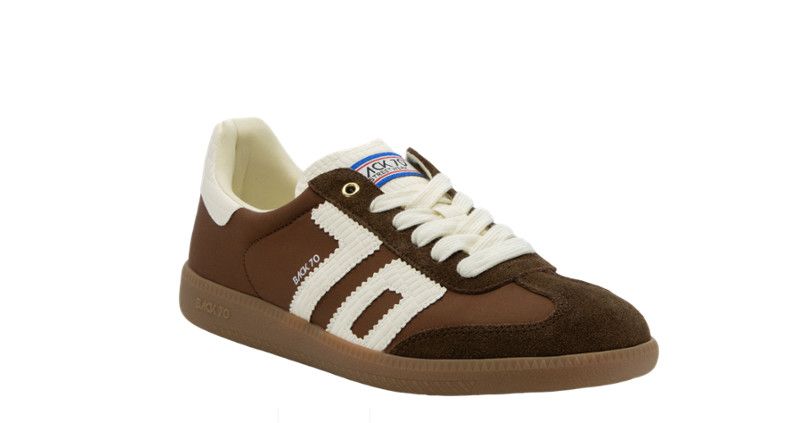 Ghost Sneaker, Color: Chocolate Milk, Size: 37