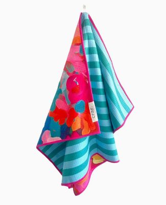 Etching: Reversible Hand Towel Etching: Reversible Hand Towel