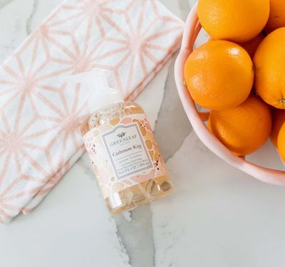 Cashmere Kiss Foaming Hand Soap Cashmere Kiss Foaming Hand Soap