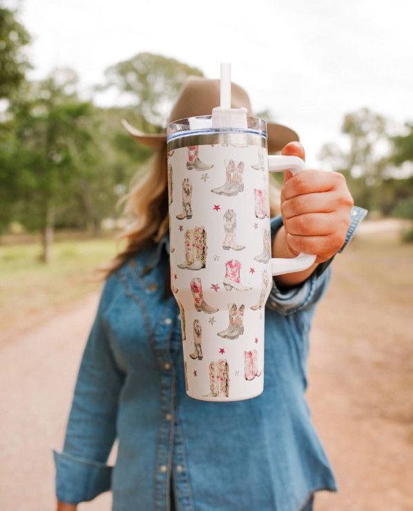 Cowgirl club pink boots 40 oz tumbler