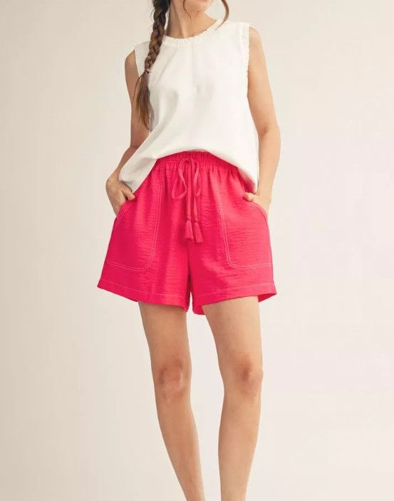 Drawstring waist solid crinkle fabric shorts