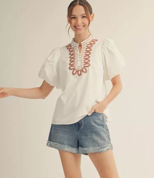 Short puff sleeves v-notched neck solid top with embroidery detail