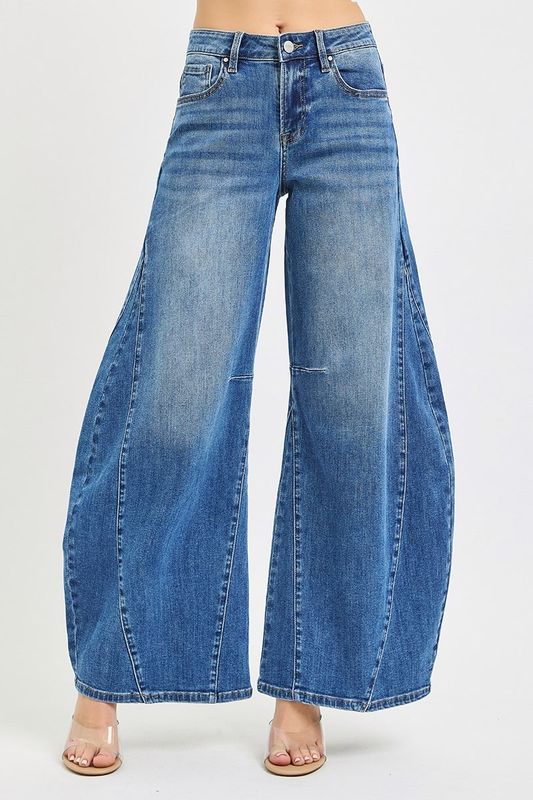 Slouchy Barrel Curvy Sideseam Jeans