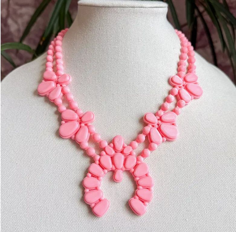 Night Bloom Necklace in Bubblegum Pink