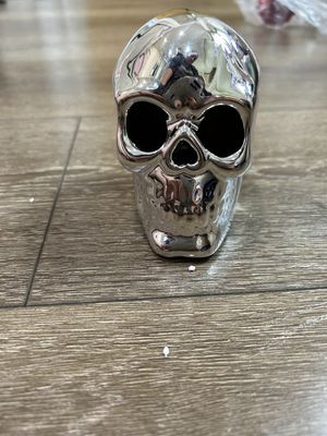 Silver Skull Head Decor