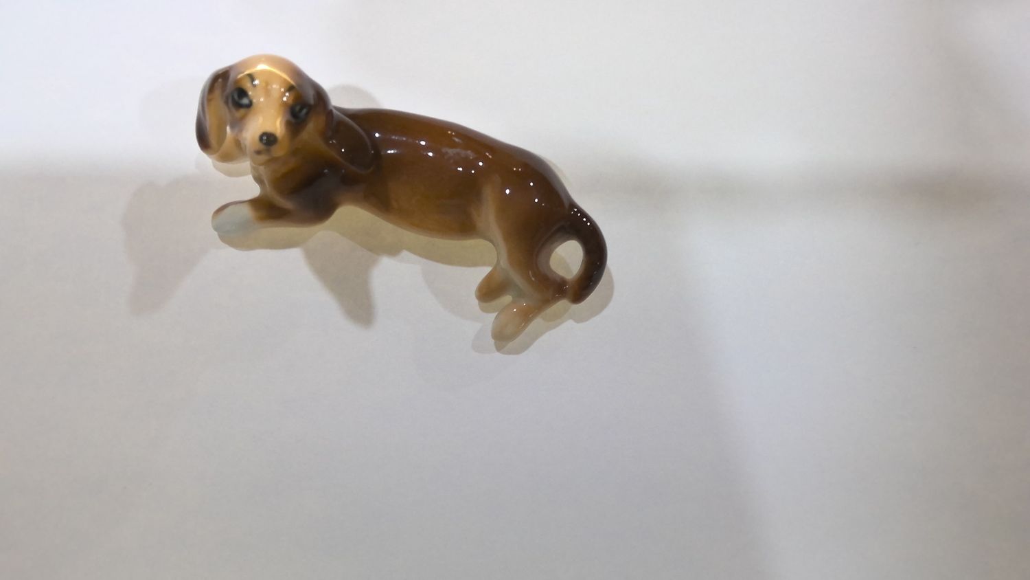 vintage dachshund dog figurine